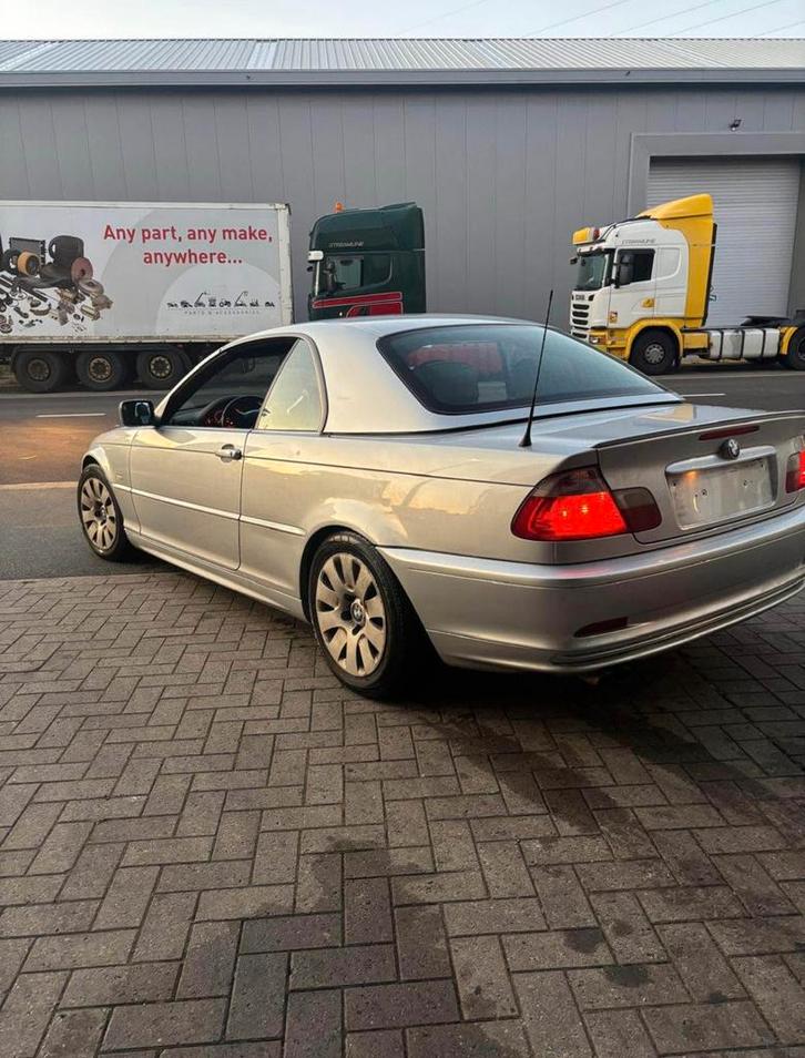 BMW Cabrio 320i Automaat, Auto's, BMW, Particulier, 3 Reeks, Benzine, Euro 5, Cabriolet, 2 deurs, Automaat, Zilver of Grijs, Leder