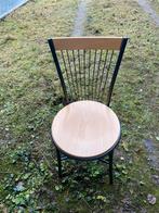 Keukentafel met 4 stoelen in nieuw staat, Huis en Inrichting, Tafels | Eettafels, Ophalen