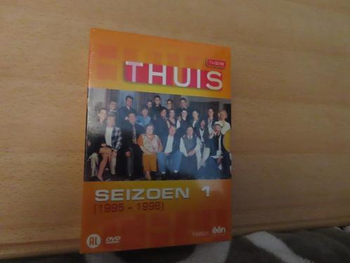 NOUVEAU en foil : Home saison 1 (1995-1996) DVD 12 morceaux, CD & DVD, DVD | Néerlandophone, Neuf, dans son emballage, TV fiction