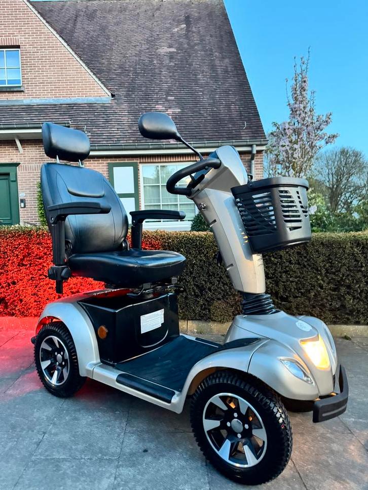 Voiturette électrique Vermeiren Carpo 4 bon état Scootmobiel, Divers, Chaises roulantes, Comme neuf, Fauteuil roulant électrique