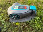 Tondeuse robot gardena (+/-500m2) minomo silencio 450, Gebruikt, Ophalen of Verzenden, Gardena, Met regensensor