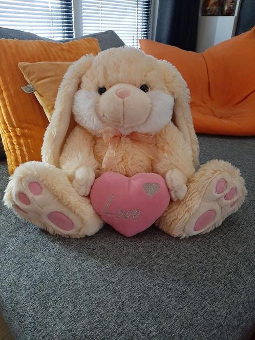 Knuffelbeer/konijn Keel Toys 💖, Kinderen en Baby's, Speelgoed | Knuffels en Pluche, Zo goed als nieuw, Konijn, Ophalen