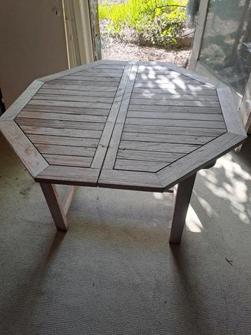 Tuintafel teak beschikbaar voor biedingen
