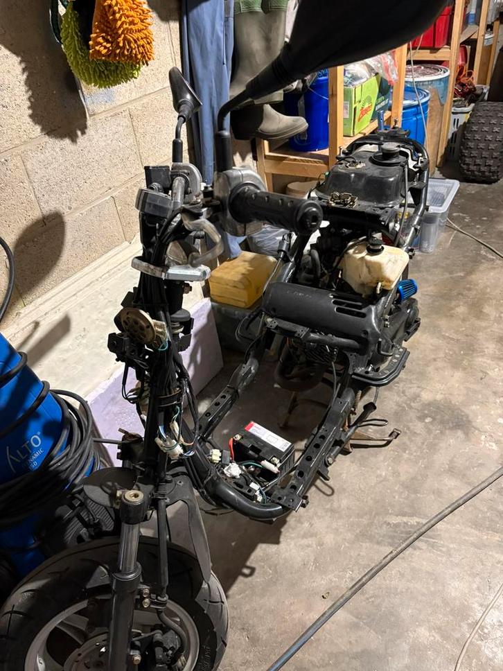 Kymco agilyti 50cc 2t classe a, Fietsen en Brommers, Scooters | Kymco, Agility, Ophalen