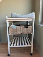 Verzorgingstafel creme kleur, Kinderen en Baby's, Kinderkamer | Commodes en Kasten, Ophalen, Zo goed als nieuw