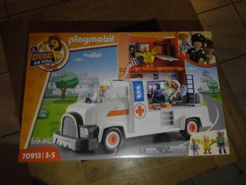 playmobil ambulance et camion police