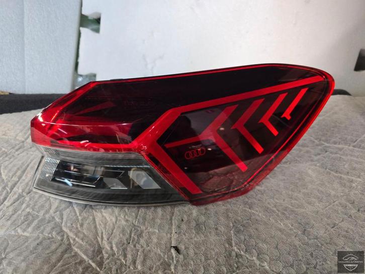 Audi Q6 E-Tron 2021+ LED Achterlicht Links 89A945069, Auto-onderdelen, Verlichting, Audi, Gebruikt