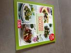 2 kookboeken: zomerse salades en desserts, Boeken, Ophalen, Zo goed als nieuw