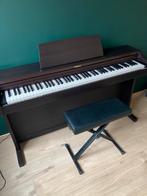 Digitale budfetpiano Roland RP101 met pianostoel, Muziek en Instrumenten, Piano's, Ophalen, Zo goed als nieuw