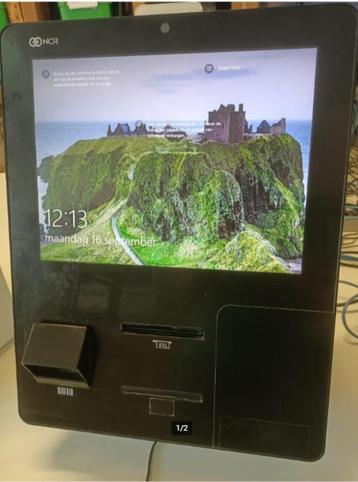 NCR kiosk 15" touchscreen, cel g1820te 2,2ghz, 4gbmem, 120gb beschikbaar voor biedingen