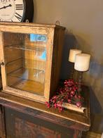 Antiek vitrinekastje, Antiek en Kunst, Ophalen