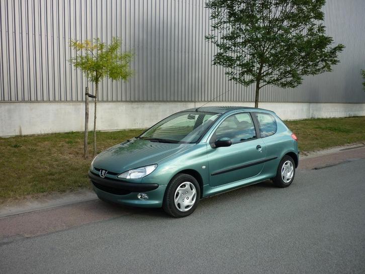 Peugeot 206 1.1i, !!! 65.000 km !!!, Auto's, Peugeot, Bedrijf, Te koop, ABS, Airbags, Centrale vergrendeling, Elektrische buitenspiegels