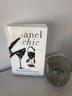 Lauren Weisberger - Chanel chic, Livres, Romans, Comme neuf, Lauren Weisberger, Enlèvement ou Envoi