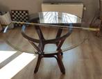 Table en rotin avec plateau en verre. 110 cm, Maison & Meubles, Tables | Tables de salon, Enlèvement, Utilisé