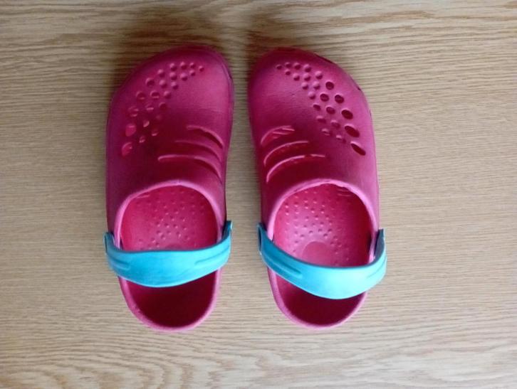 Roze CLOGS voor kinderen maat 24/25, Kinderen en Baby's, Kinderkleding | Schoenen en Sokken, Zo goed als nieuw, Ophalen of Verzenden