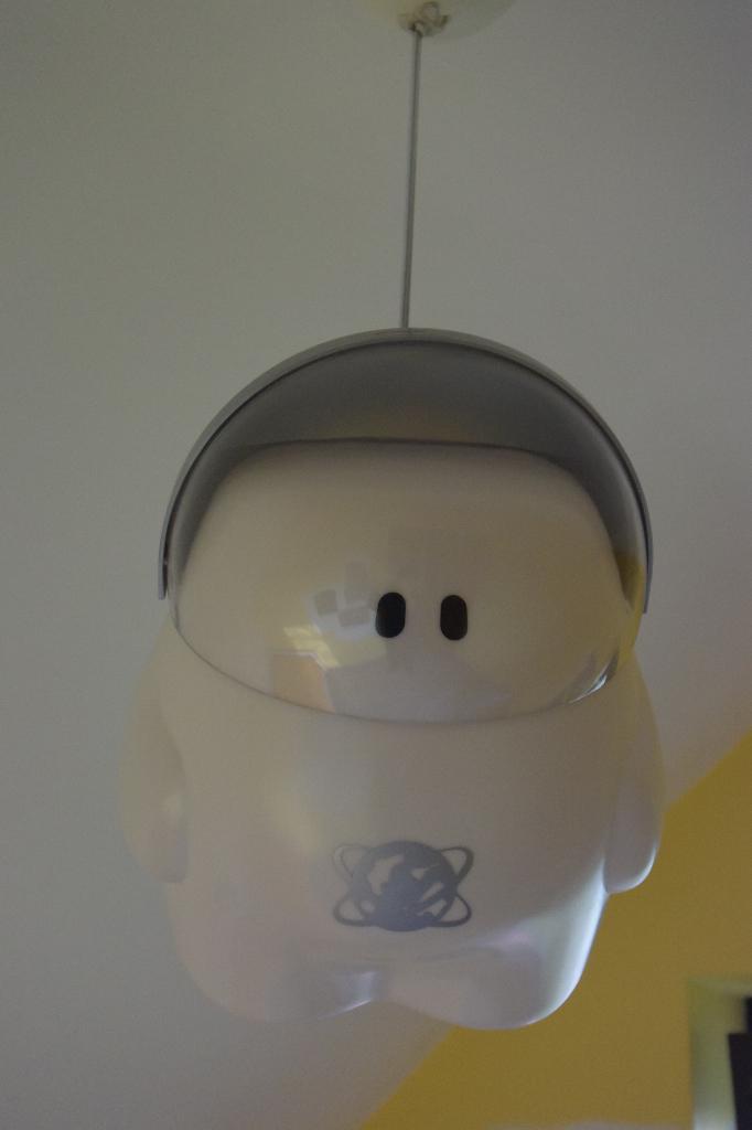Lustre chambre enfant cosmonaute, Kinderen en Baby's, Kinderkamer | Inrichting en Decoratie, Zo goed als nieuw, Lamp, Ophalen