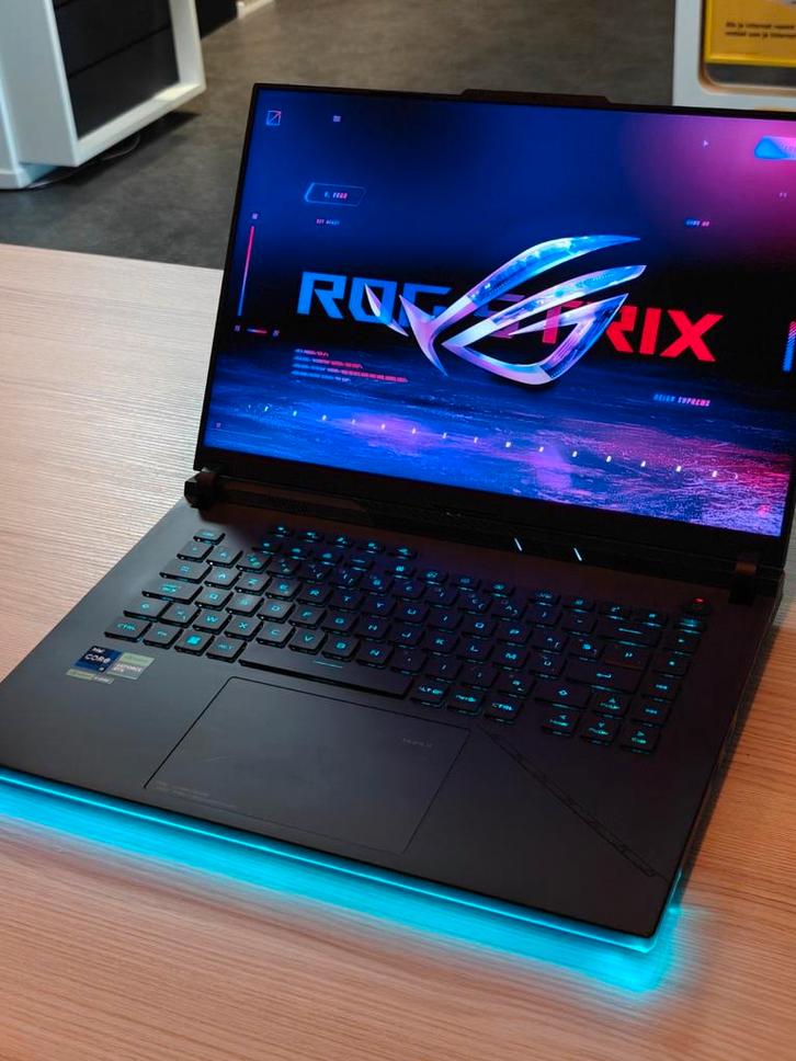 Asus ROG Gaming Laptop i9-13980HX RTX 4090 64GB RAM 2TB SSD, Computers en Software, Windows Laptops, Zo goed als nieuw, 16 inch