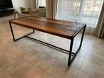 Houten tafel met lichte gebruiksschade, Ophalen