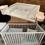 Baby bed+ verzorging tafel + accessoires, Kinderen en Baby's, Babyparken, Zo goed als nieuw, Ophalen