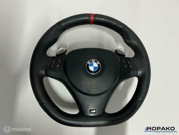 Sportstuur AFGEVLAKT bmw e90 91 e92 e93 e81 e88 e87 beschikbaar voor biedingen