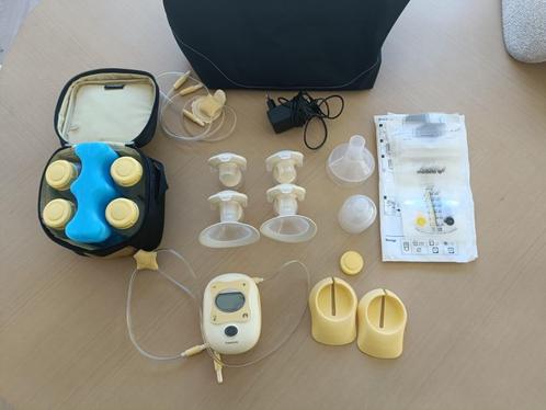 Dubbele kolf medela freestyle, Kinderen en Baby's, Babyvoeding en Toebehoren, Zo goed als nieuw, Borstkolf, Ophalen