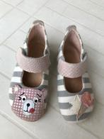 pantoffels kinderen, Kinderen en Baby's, Kinderkleding | Schoenen en Sokken, Ophalen, Zo goed als nieuw