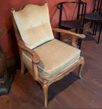 Vintage armstoel – elegant houten frame, Ophalen