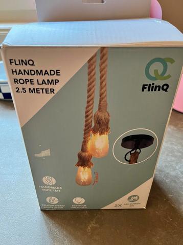 Hanglamp (2 lichtpunten) op touw beschikbaar voor biedingen
