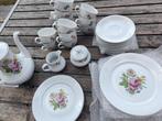 Antiek dessert- en koffieservies (12-delig), Ophalen