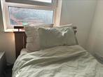 Eikhouten eenpersoonsbed (bijhorend nachttafel beschikbaar), Huis en Inrichting, Slaapkamer | Bedden, 100 cm, Gebruikt, 210 cm