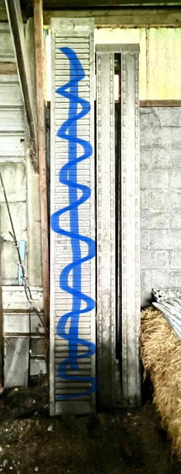 machine of kraan oprijramp beschikbaar voor biedingen