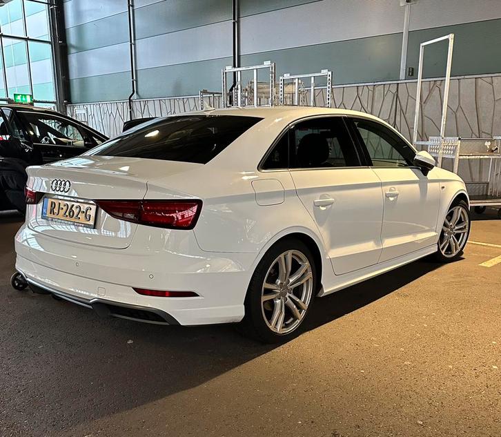 Audi A3 S Line 1.0 TFSI S Tronic 2018 Facelift, Auto's, Audi, Bedrijf, A3, ABS, Adaptieve lichten, Adaptive Cruise Control, Airbags