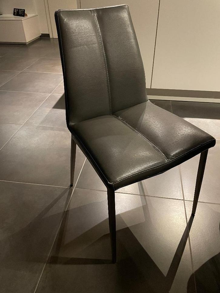 6 grijze Moderne eetkamerstoelen en 3 barkrukken, Huis en Inrichting, Stoelen, Gebruikt, Vijf, Zes of meer stoelen, Grijs, Ophalen