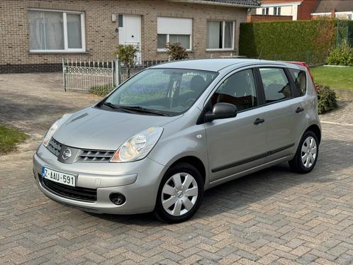 NISSAN NOTE MET MAAR 26.000KM, Autos, Nissan, Entreprise, Achat, Note, Essence, Euro 4, Berline, 5 portes, Boîte manuelle, Argent ou Gris