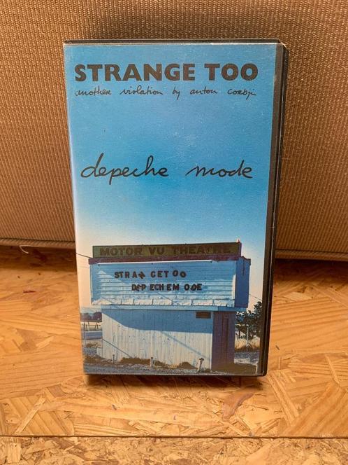 Depeche Mode — Strange Too (Une autre violation) par Anton C, CD & DVD, VHS | Documentaire, TV & Musique, Utilisé, Musique et Concerts
