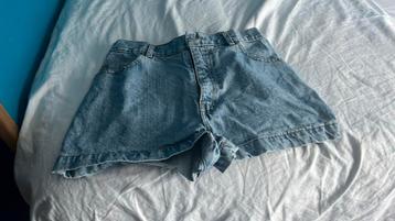 Short en jean pour femme 