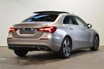 Mercedes-Benz A-Klasse 180 D Berline Luxury Line | Panoramis, Auto's, Voorwielaandrijving, 4 deurs, Stof, 4 cilinders