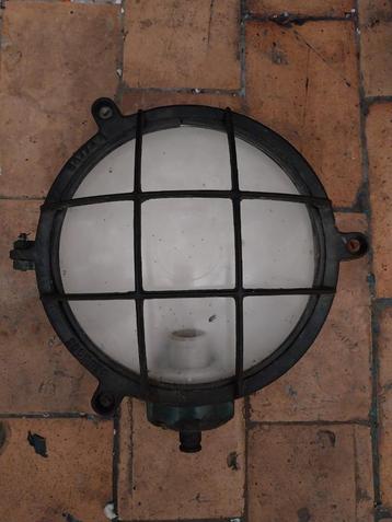 Lampe industrielle beschikbaar voor biedingen
