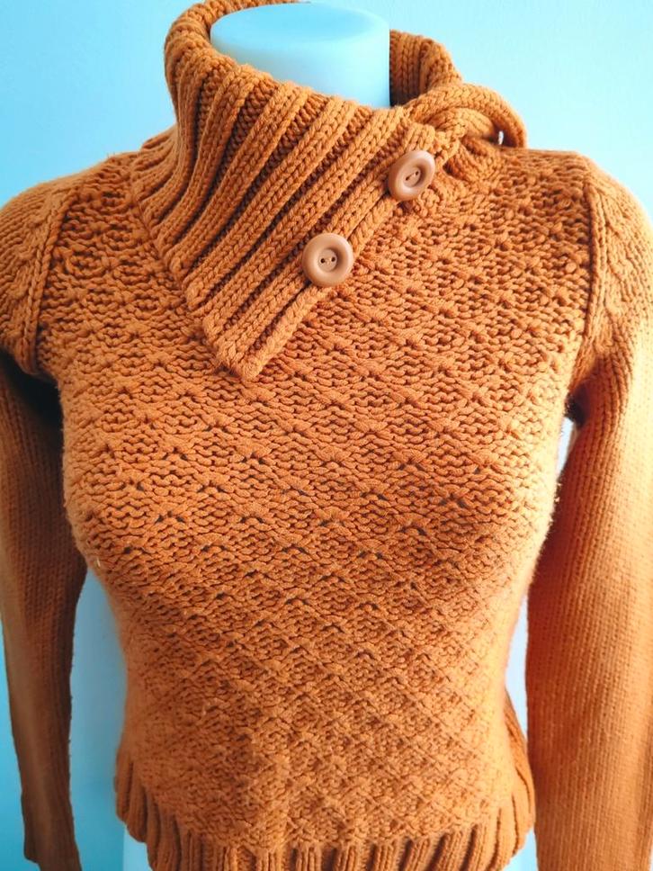 Pull maille orange Zara col montant boutonné style casual ch, Kleding | Dames, Truien en Vesten, Zo goed als nieuw, Zwart, Ophalen of Verzenden