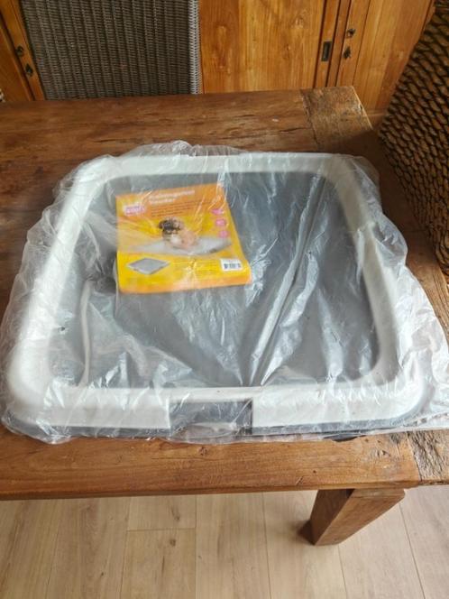 Adori Trainingsmat Houder (Hond), Dieren en Toebehoren, Honden-accessoires, Nieuw, Ophalen of Verzenden