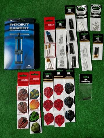 Darts accessoires disponible aux enchères