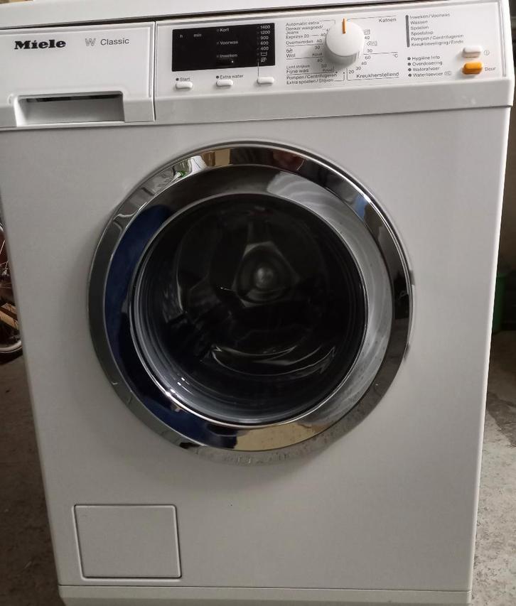 Nette Miele wasmachine W Classic WDA110 A++ 7kg, Electroménager, Lave-linge, Utilisé, Chargeur frontal, 6 à 8 kg, 1200 à 1600 tours