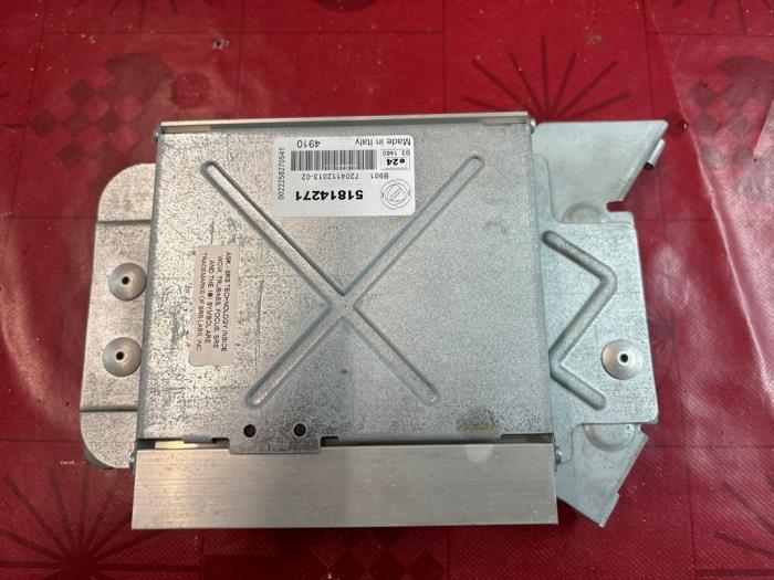 Amplificateur radio d'un Fiat 500, Autos : Pièces & Accessoires, Électronique & Câbles, Fiat, Utilisé, 3 mois de garantie, Enlèvement ou Envoi