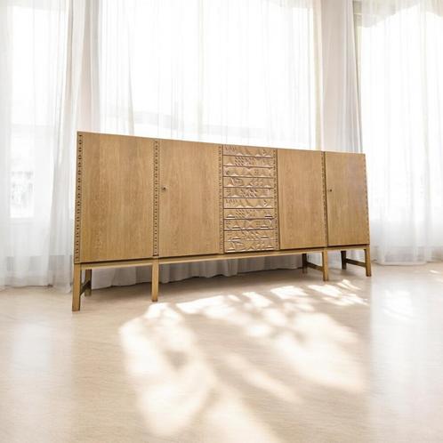 Vintage XL halfhoge kast met brutalist accent, Kinderen en Baby's, Kinderkamer | Commodes en Kasten, Gebruikt, Kast, 105 cm of meer