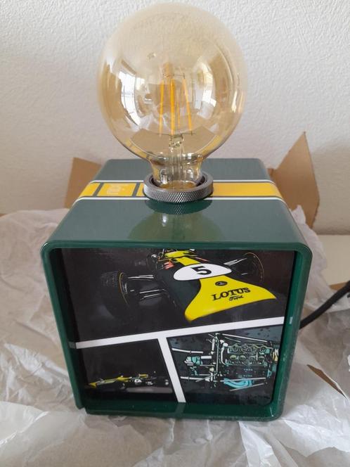 nieuw, Kia Lotus kubus lamp, Huis en Inrichting, Lampen | Tafellampen, Nieuw, Metaal, Ophalen of Verzenden