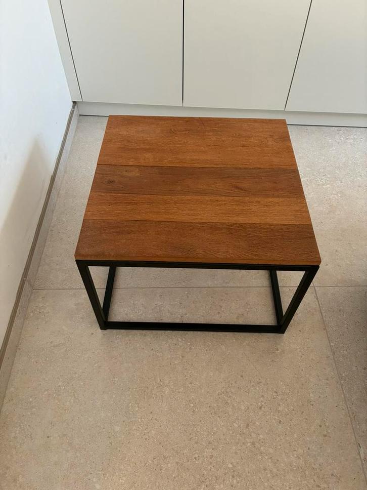 Table basse avec structure en métal noir, Maison & Meubles, Tables | Tables de salon, Comme neuf, Moins de 50 cm, 50 à 100 cm
