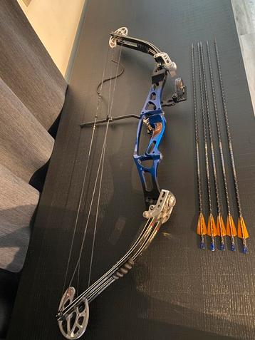 Hoyt compound linkshandig beschikbaar voor biedingen