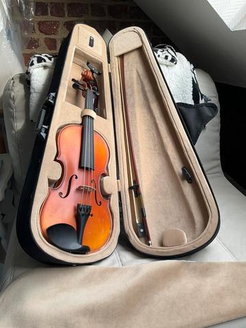 violon 3/4 avec étui archet colophane avec livres et cd  beschikbaar voor biedingen