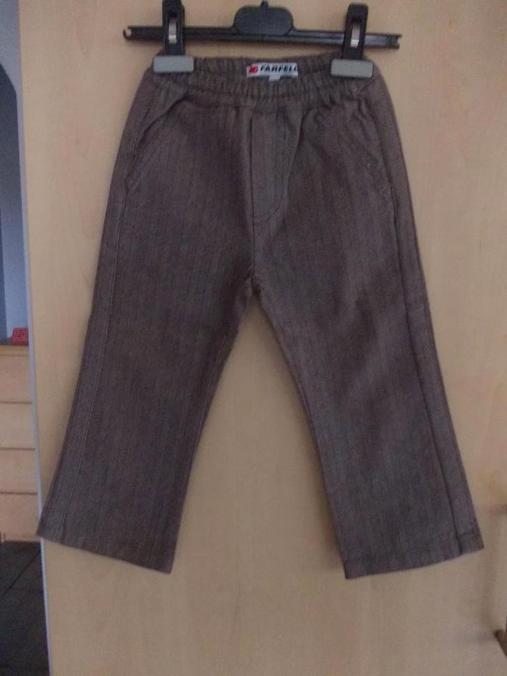 Broek Farfelu. 2x.  maat 104 en maat 140. Meisje., Enfants & Bébés, Vêtements enfant | Taille 104, Comme neuf, Fille, Pantalon