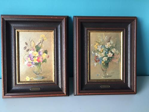 RY Hauser (1919-2008) 2 schilderijtjes delicaat bloemstillev, Antiek en Kunst, Kunst | Schilderijen | Klassiek, Ophalen of Verzenden